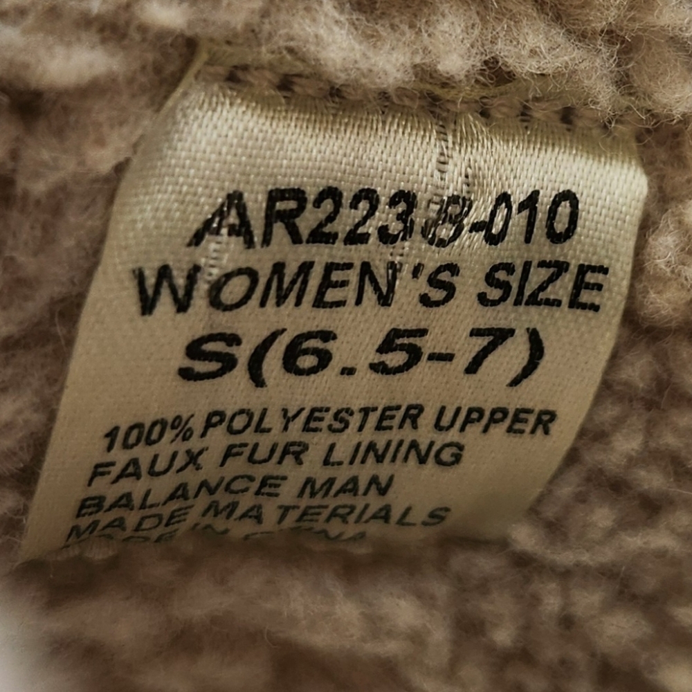 Ariat "Bootie Slipper" Grey Southwestern Aztec Pattern | Women's Size 6.5 - 7 - Picture 10 of 12